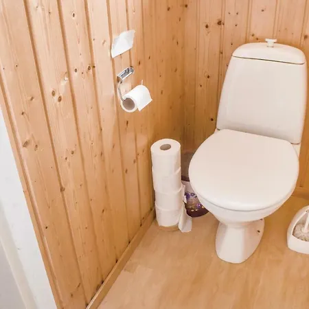 Three-bedroom Holiday In Nevlunghavn